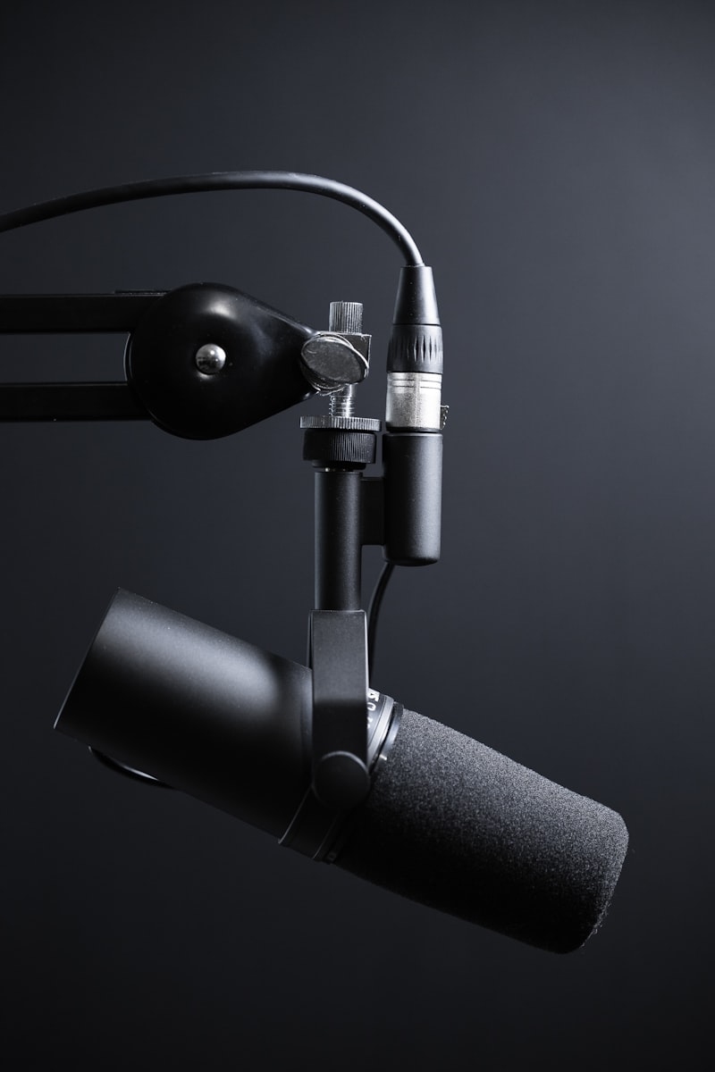 Registrazione di un podcast con microfoni professionali